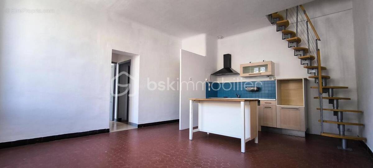 Appartement à CHARLEVAL