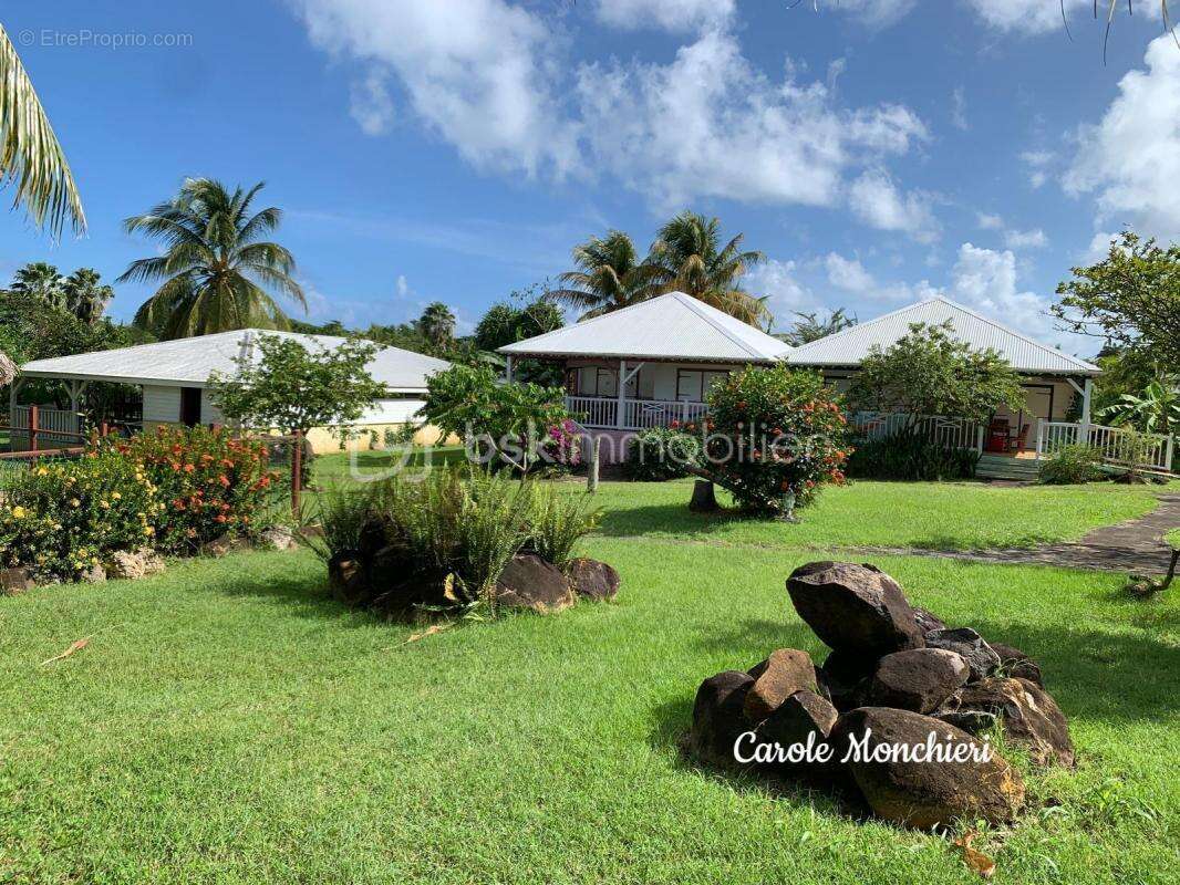 Maison à SAINTE-ROSE