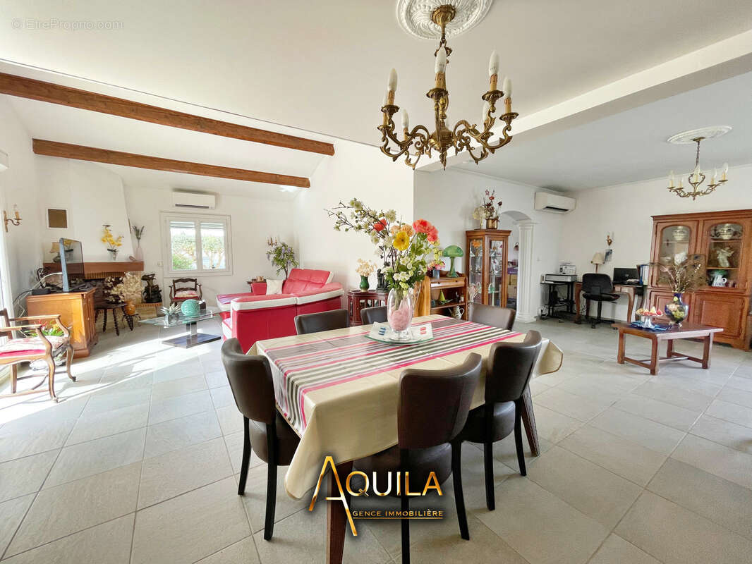 Maison à MAUREILHAN