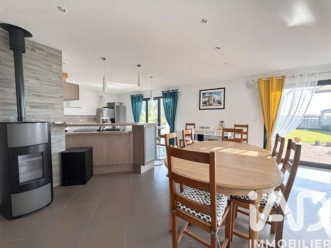 Photo 7 - Maison à LA JARRIE