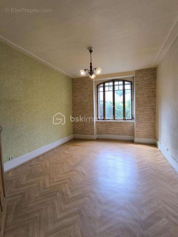 Grande maison, idéale pour une grande famille ou pour un investissement locatif - photo 6