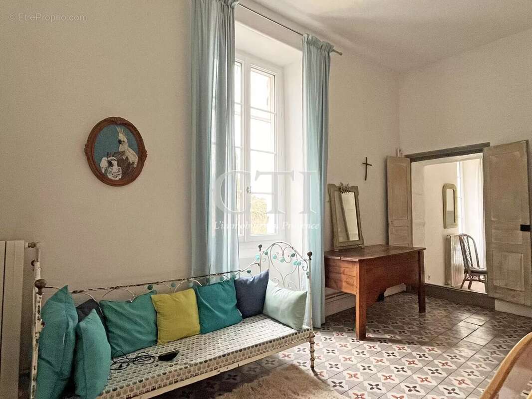 Maison à VAISON-LA-ROMAINE