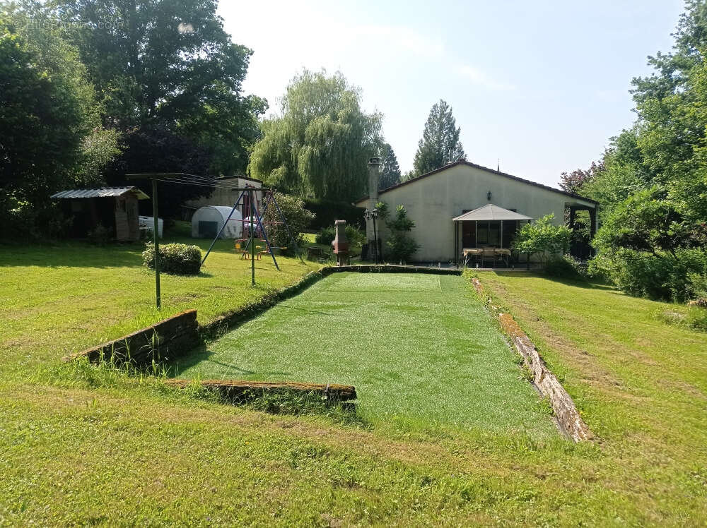 Maison à NEUFMAISONS