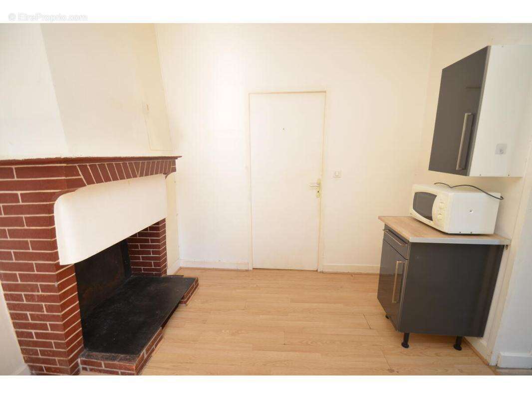 Maison à MONTPON-MENESTEROL