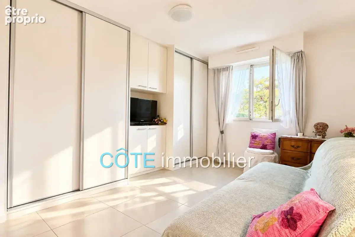 Appartement 4 pièces 80 m² à vendre à Antibes (06600) - photo 9