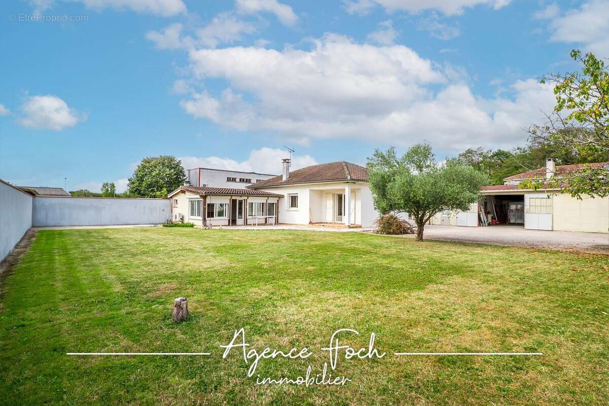Maison à AUREILHAN