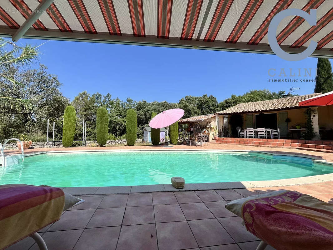 Maison à GARRIGUES-SAINTE-EULALIE