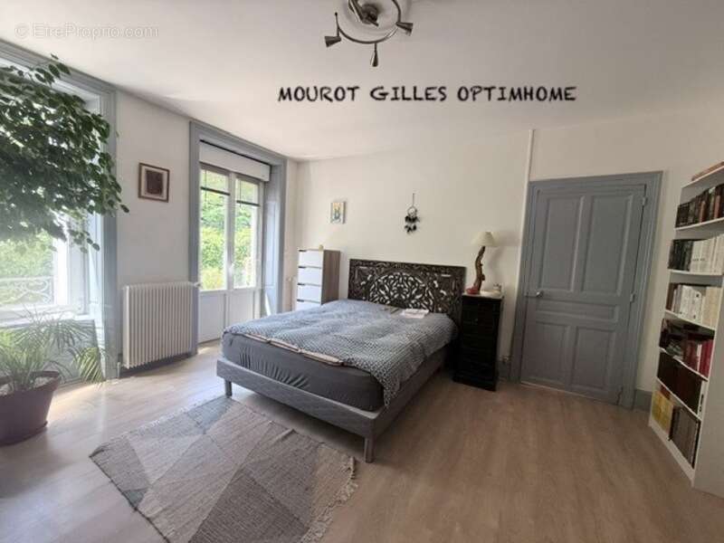 Appartement à CHANTRAINE