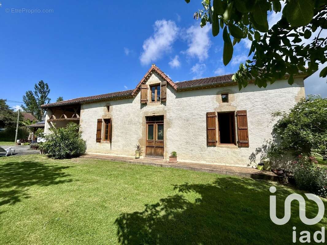 Photo 2 - Maison à MONLEZUN