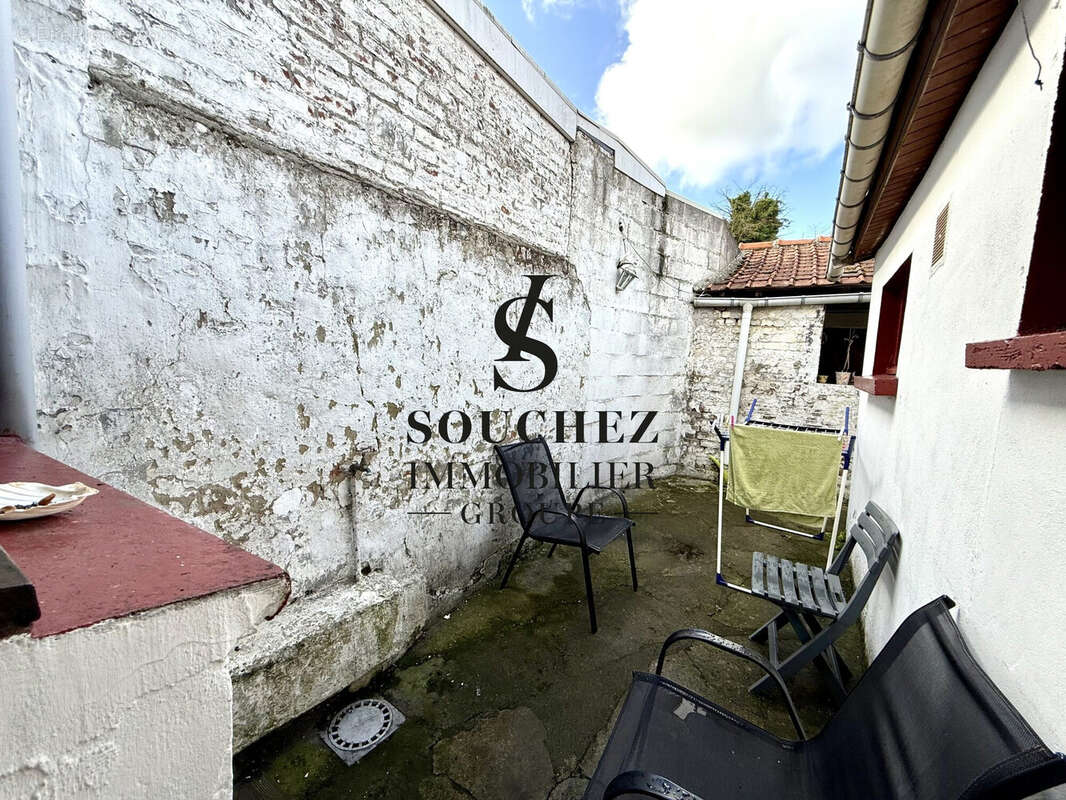 Maison à MONTIGNY-EN-GOHELLE