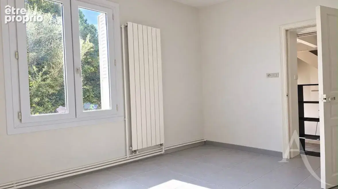 Maison secteur pont des demoiselles T4  de 117 m2 sur parcelle de 185m2 - photo 5