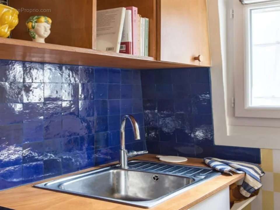 Appartement à PARIS-8E