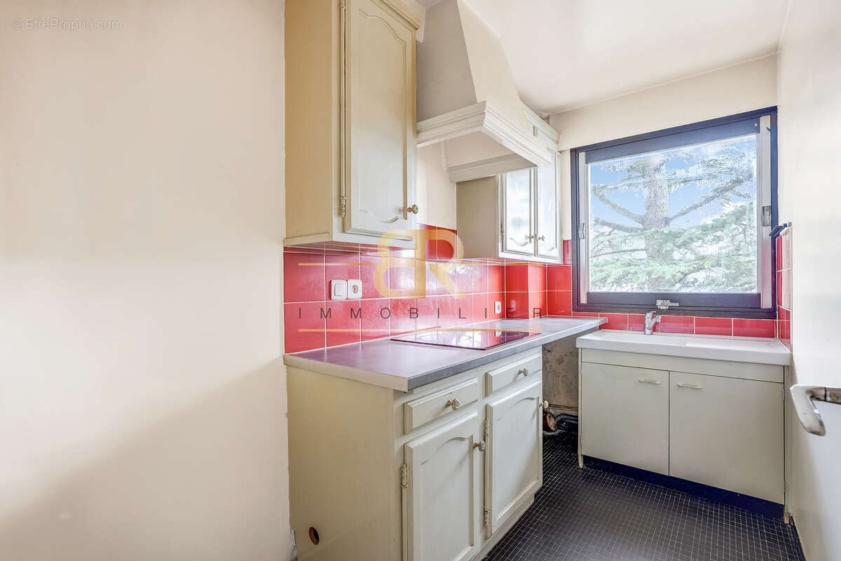 Appartement à BOURG-LA-REINE