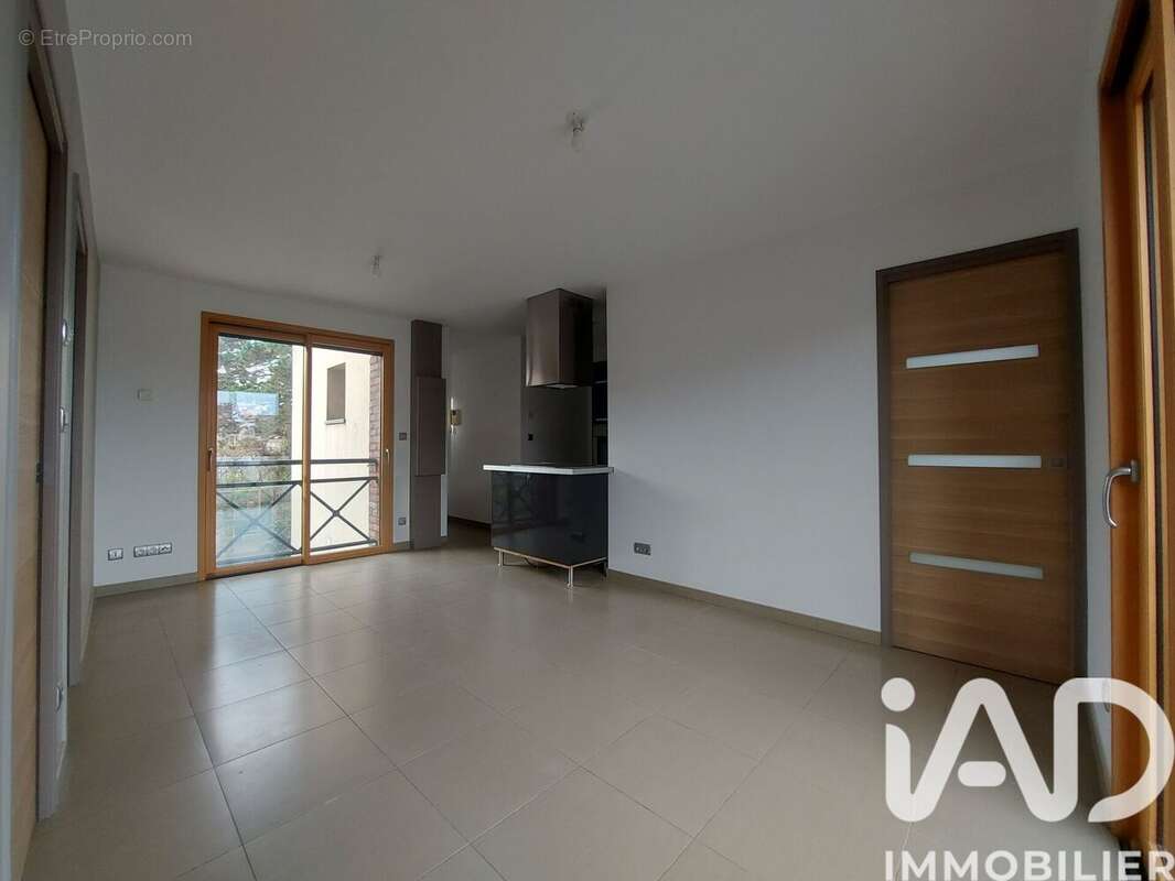 Appartement 43 m² à Croix  - photo 6
