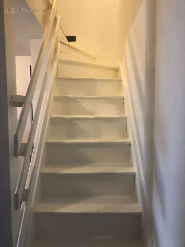 Appartement à LUDRES