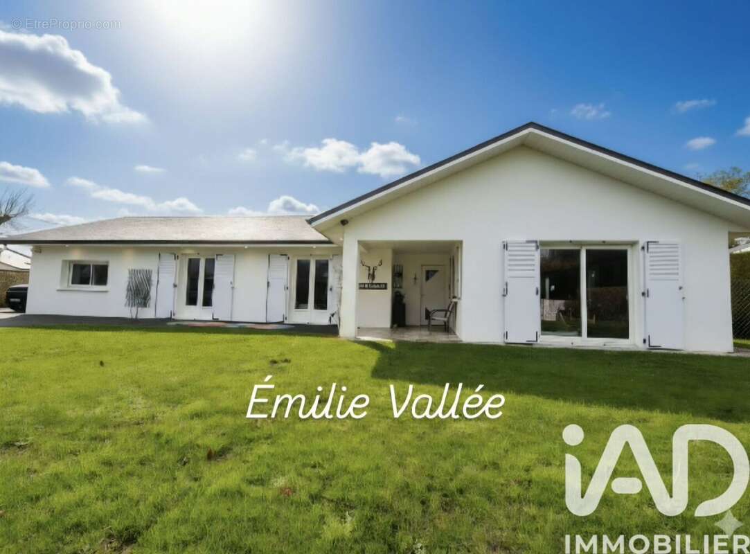 Photo 2 - Maison à OCTEVILLE-SUR-MER