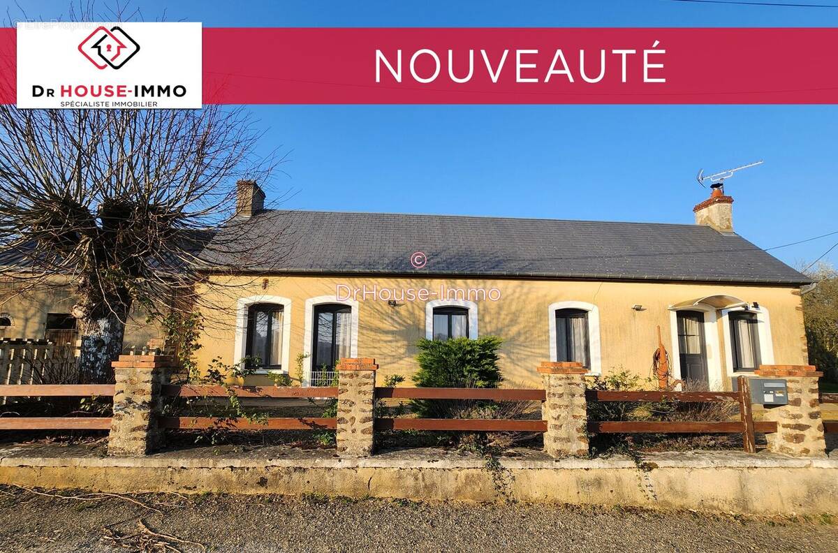 Maison à SAINT-CHRISTOPHE-DU-JAMBET