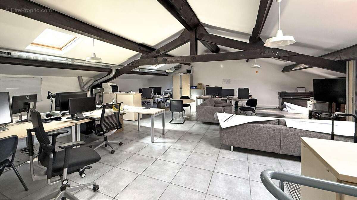 Commerce à ORMESSON-SUR-MARNE