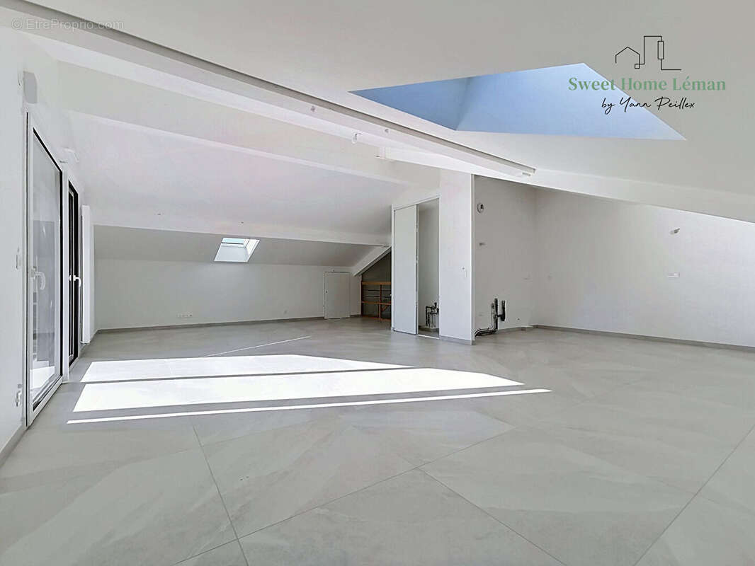 Appartement à BRENTHONNE