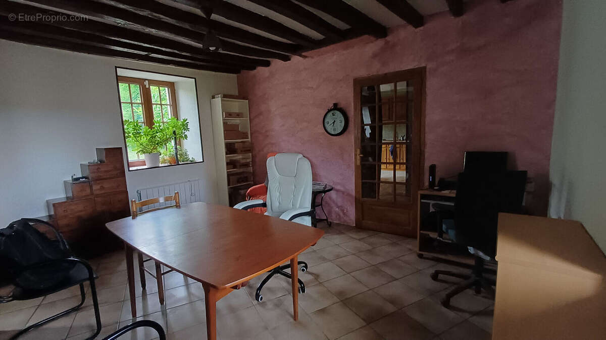 Maison à CHARS