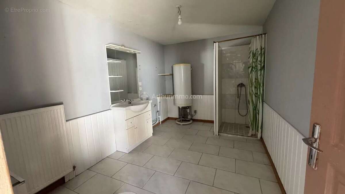Maison à ROMAIN-SUR-MEUSE