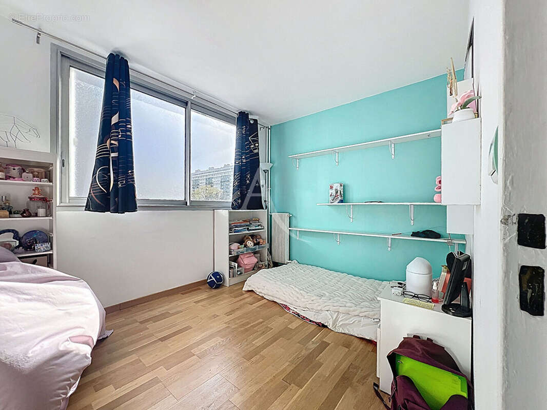 Appartement à PARIS-12E
