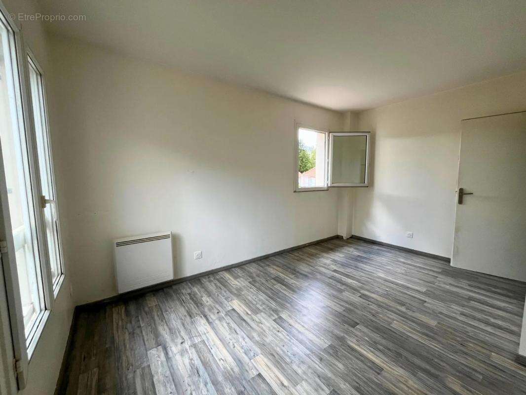 Maison à VILLEFONTAINE