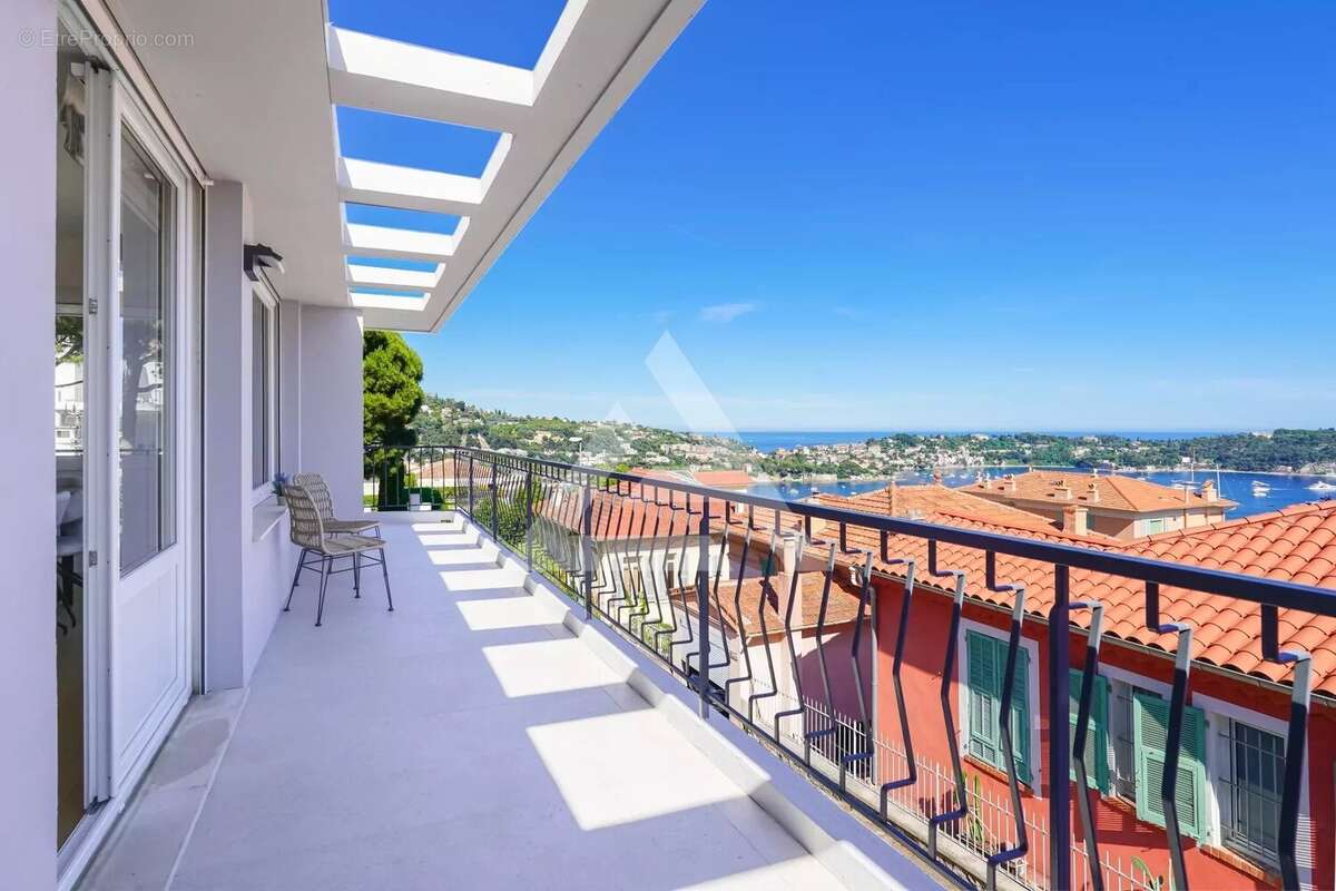Appartement à VILLEFRANCHE-SUR-MER