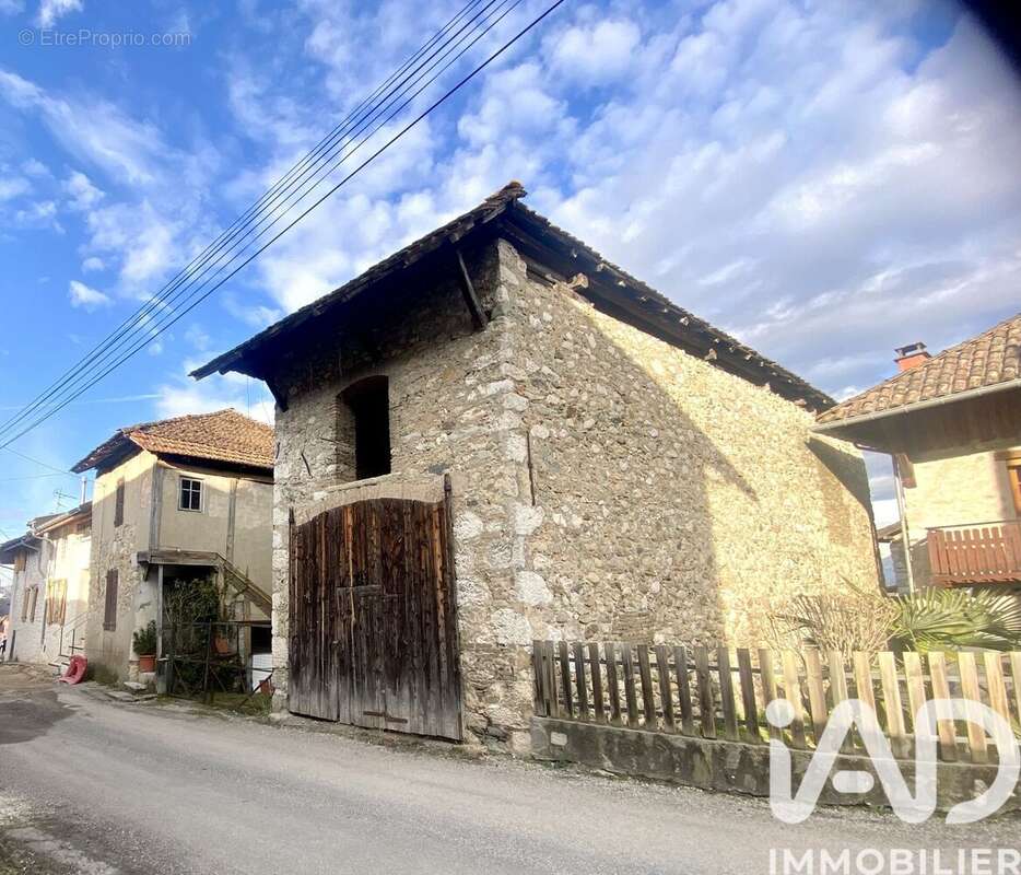 Maison 68 m² à Chapareillan  - photo 2