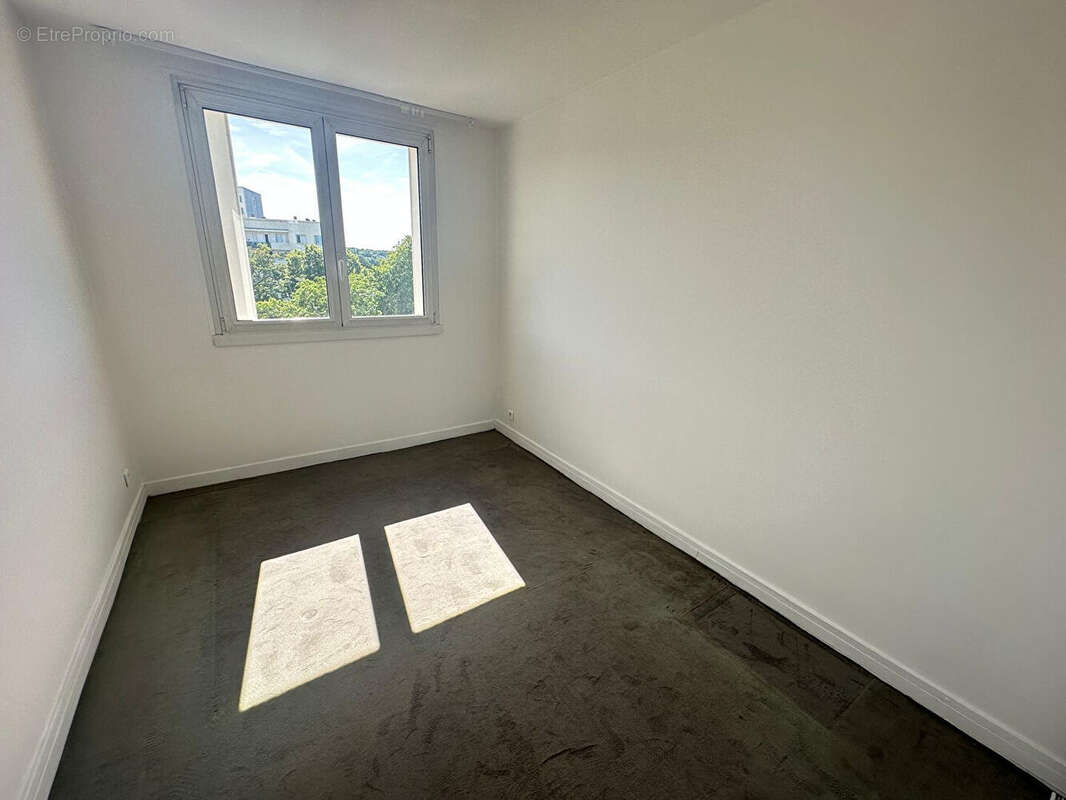 Appartement Saint-Cloud / 4 pièces 74,47 m2 / Belle vue dégagée - photo 4