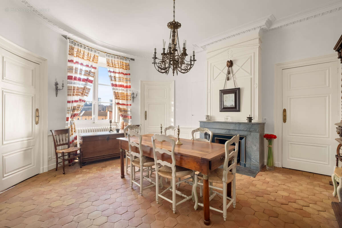 Appartement à LYON-1E