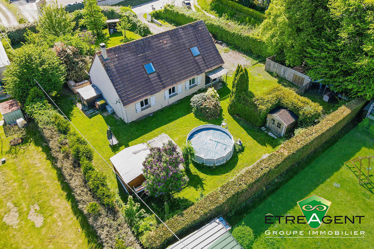 Maison à FOUQUEVILLE