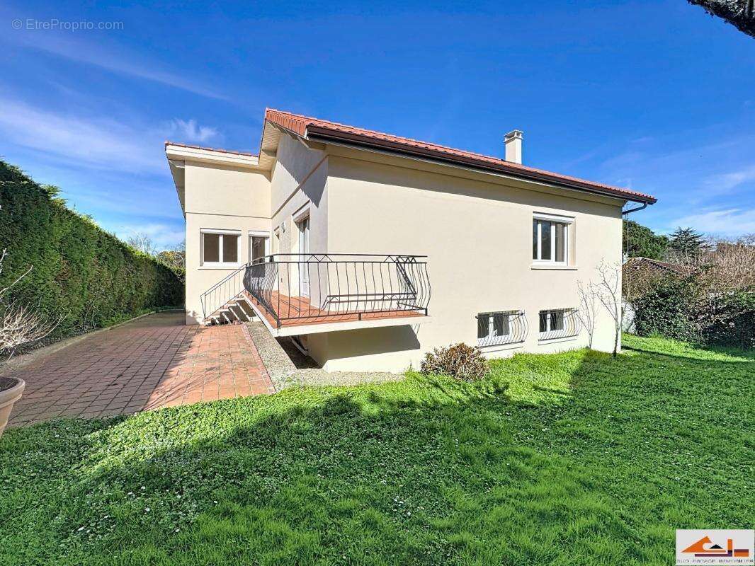 Maison à RAMONVILLE-SAINT-AGNE