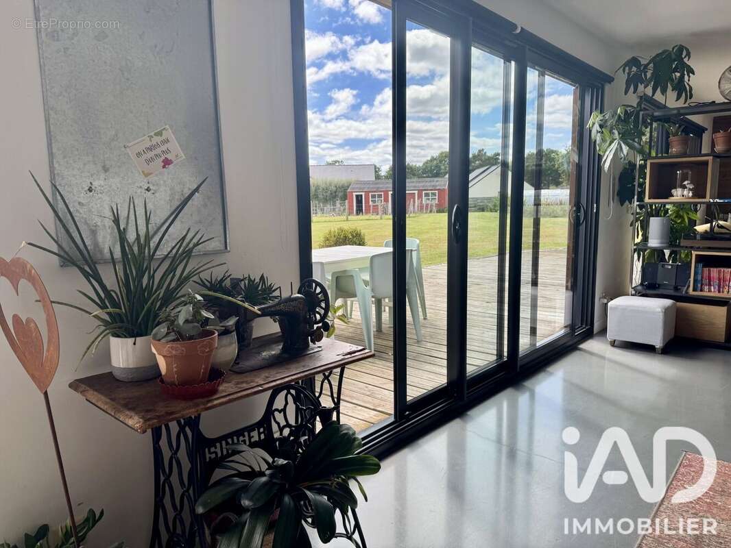 Maison 175 m² à Pommerit-Le-Vicomte  - photo 7