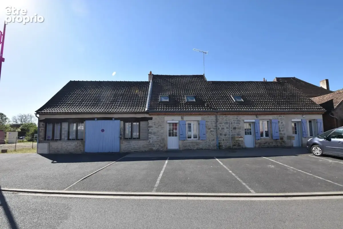 Maison 10 pièces 210 m² · à Garnat-sur-Engievre · 210 m² · 167 000 €