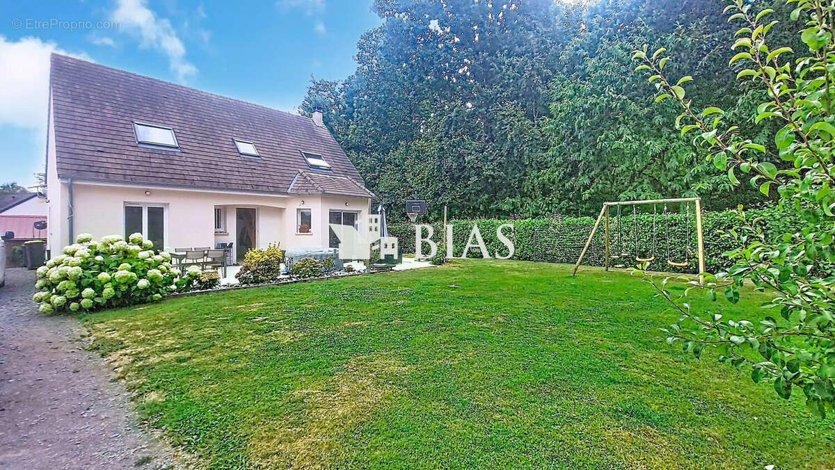 Maison 121 m² à Toutainville  - photo 2