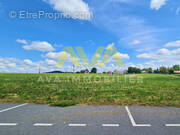 Terrain à ARAUJUZON