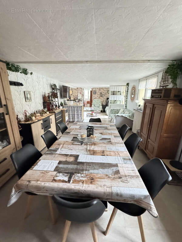 Maison à CHEROY