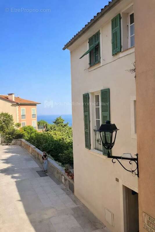Maison à ROQUEBRUNE-CAP-MARTIN