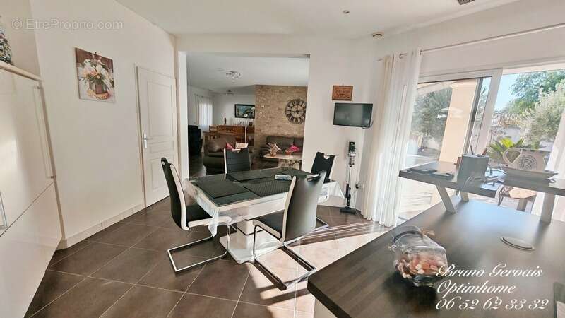 Maison à COURNONSEC