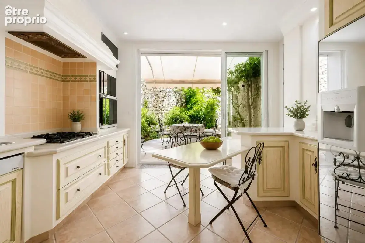Maison de 7 pièces de 170 m² à Roquebrune-Cap-Martin - photo 8
