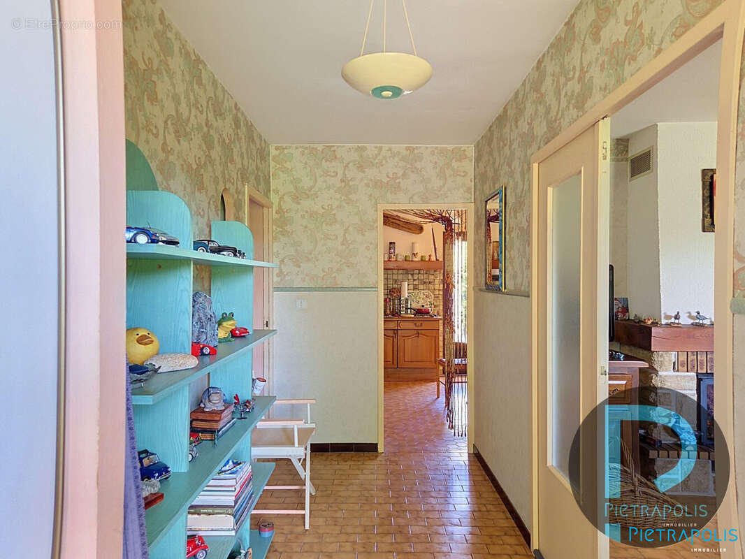 Maison 104 m² à Villars-Les-Dombes  - photo 8