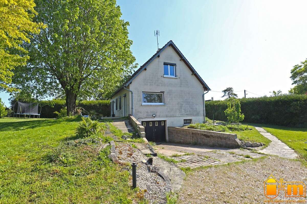 Maison à MEREVILLE