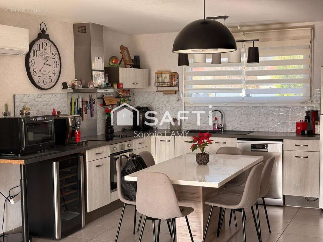 Maison 86 m² à Saint-Leger-Triey  - photo 5