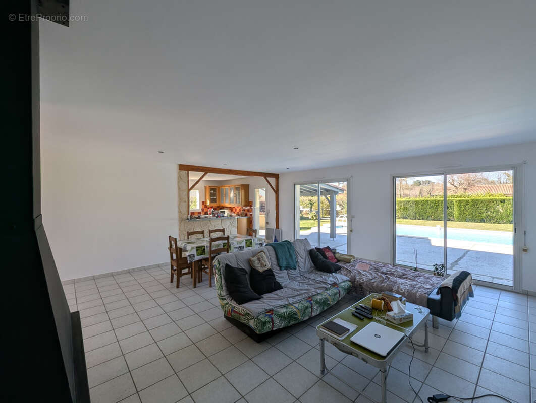 Maison à BELIN-BELIET