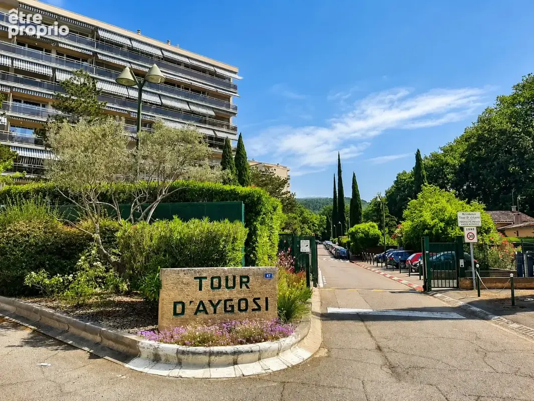 Aix en Provence / Tour d'Aygosi : Appartement 93m² avec grande terrasse - photo 11