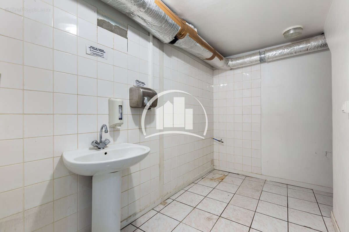 Commerce à PARIS-10E