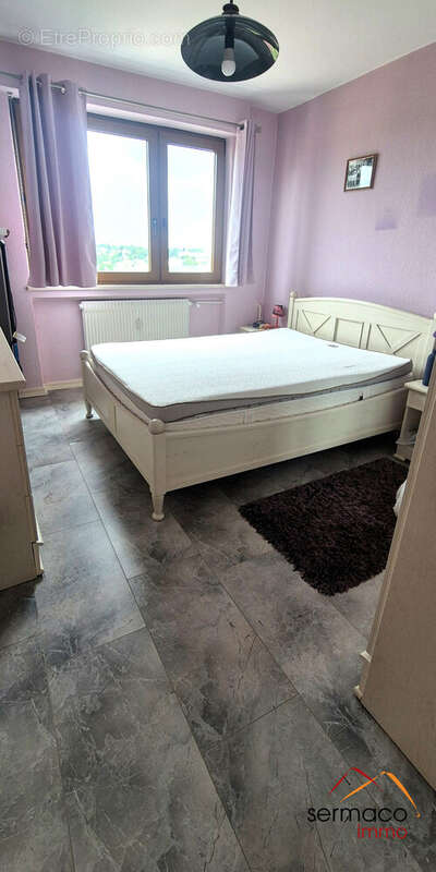 chambre 1 - Appartement à SARREGUEMINES