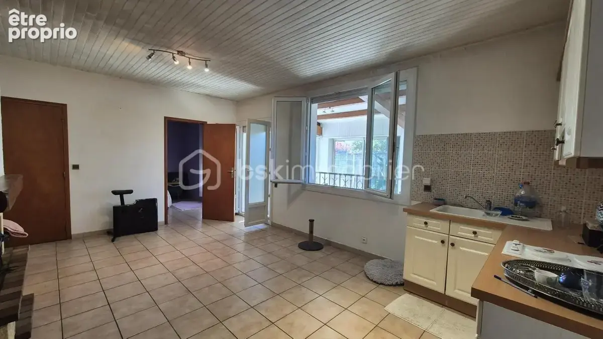 A vendre maison de ville 3 faces de 138m² sur terrain de 250m² a elne - centre ville - cinq chambres - garage exceptionnel - ver - photo 18