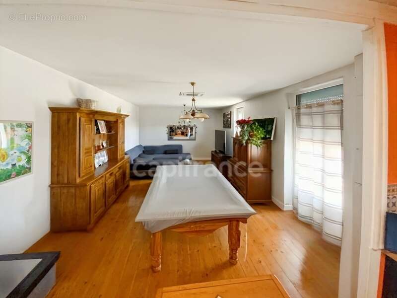 Maison à LA CROIX-BLANCHE